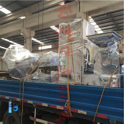 粉碎機、混合機與真空上料機搭配，解決你的問題